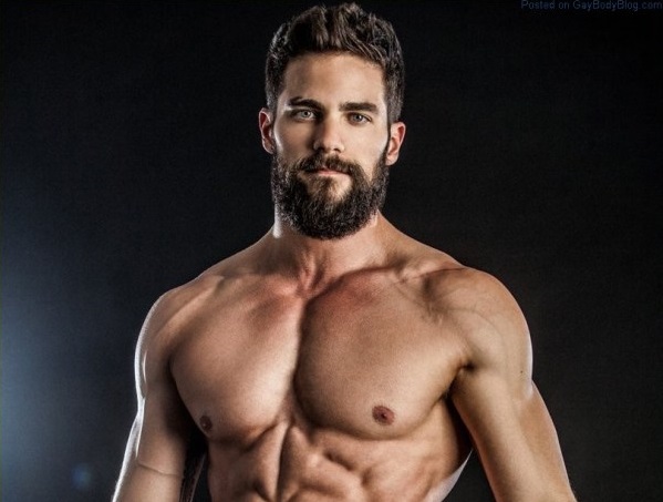 Lusting-After-Handsome-Muscle-Hunk-Brant-Daugherty-1